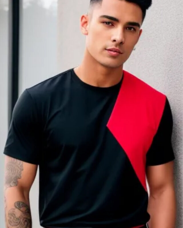 T-shirt in black and contrast red panel